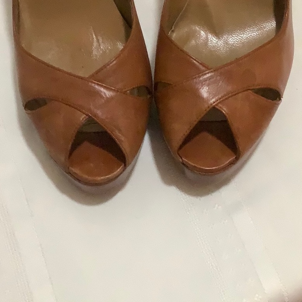 Stuart Weitzman Camel Brown Leather Platform Heel - image 8